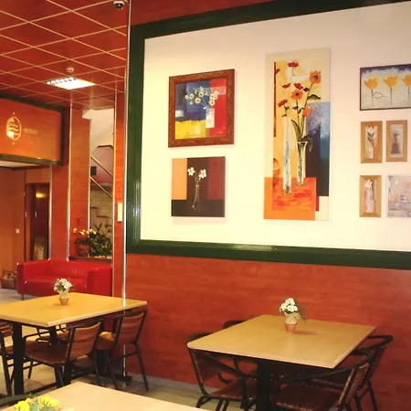 ホテル リア デ *