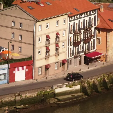 Ria De Hotel